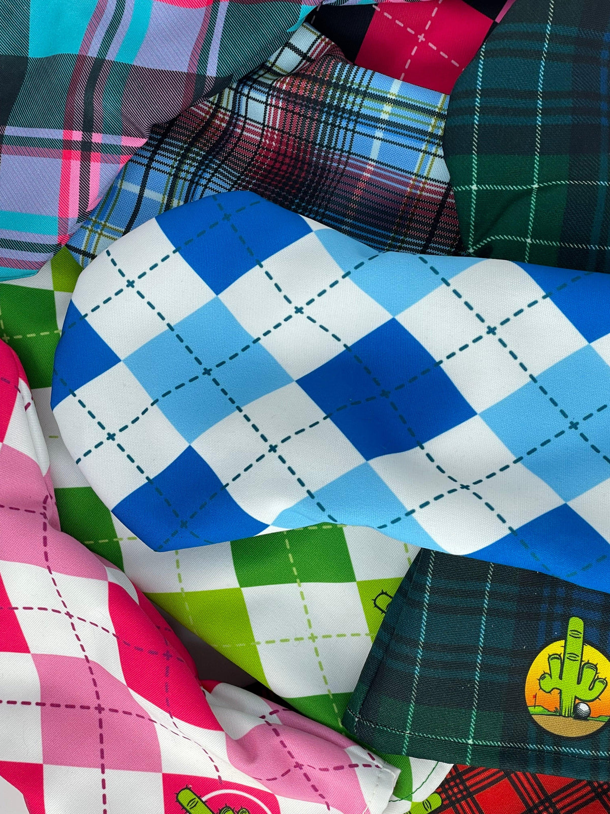 ARGYLE & PLAID HEADCOVERS, GOLF TOWELS & ACCESSORIES